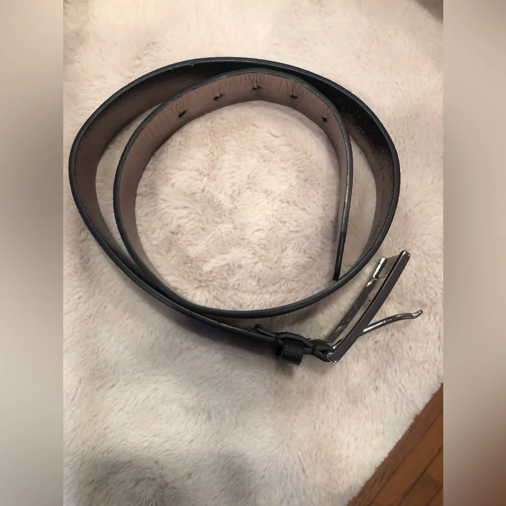 Michael Kors Signature Logo Belt, Size S.